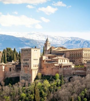 dimitry-b-uDl5opHop7E-unsplash-1024x683-314x350 Alhambra palace in spring, Granada, Spain. In early April the mountains are still covered in snow