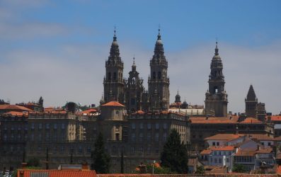 linda-cunningham-37NUX6XodfI-unsplash-1024x768-397x250 Santiago de Compostela, Spain
