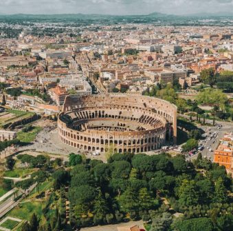 spencer-davis-ckotRXopwRM-unsplash The Colosseum. Rome, Italy