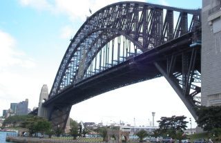 Sydney Harbour Bridge, photograph by Grant Charsley