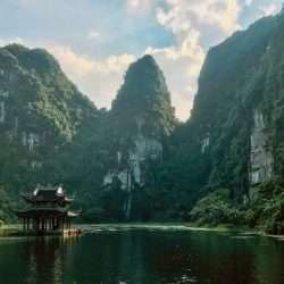 thai-tong-hUPK0QCg-y0-unsplash-250x250 Trang An, Hoa Lu, Vietnam